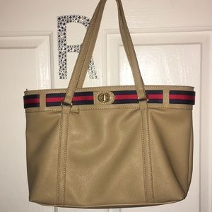 AUNTHETIC TOMMY HILFIGER PURSE